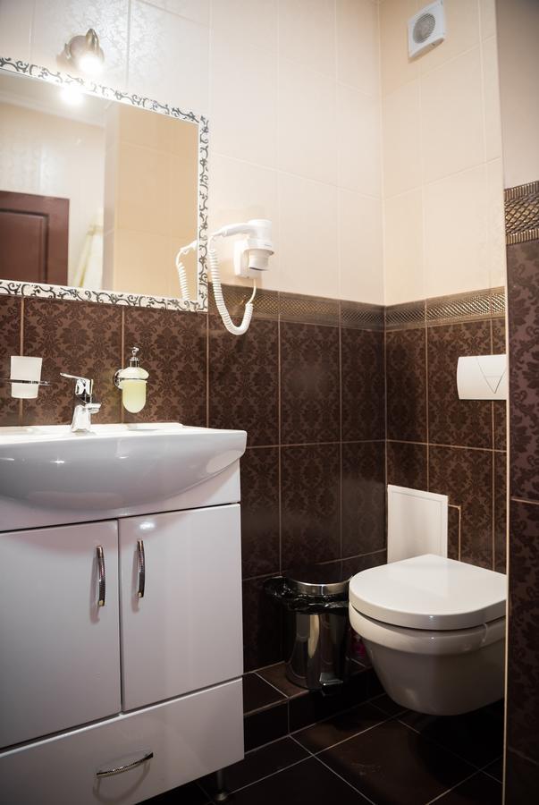 Hotel " Boutique " Oujhorod Extérieur photo