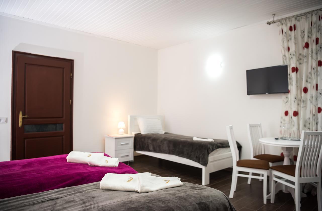 Hotel " Boutique " Oujhorod Extérieur photo