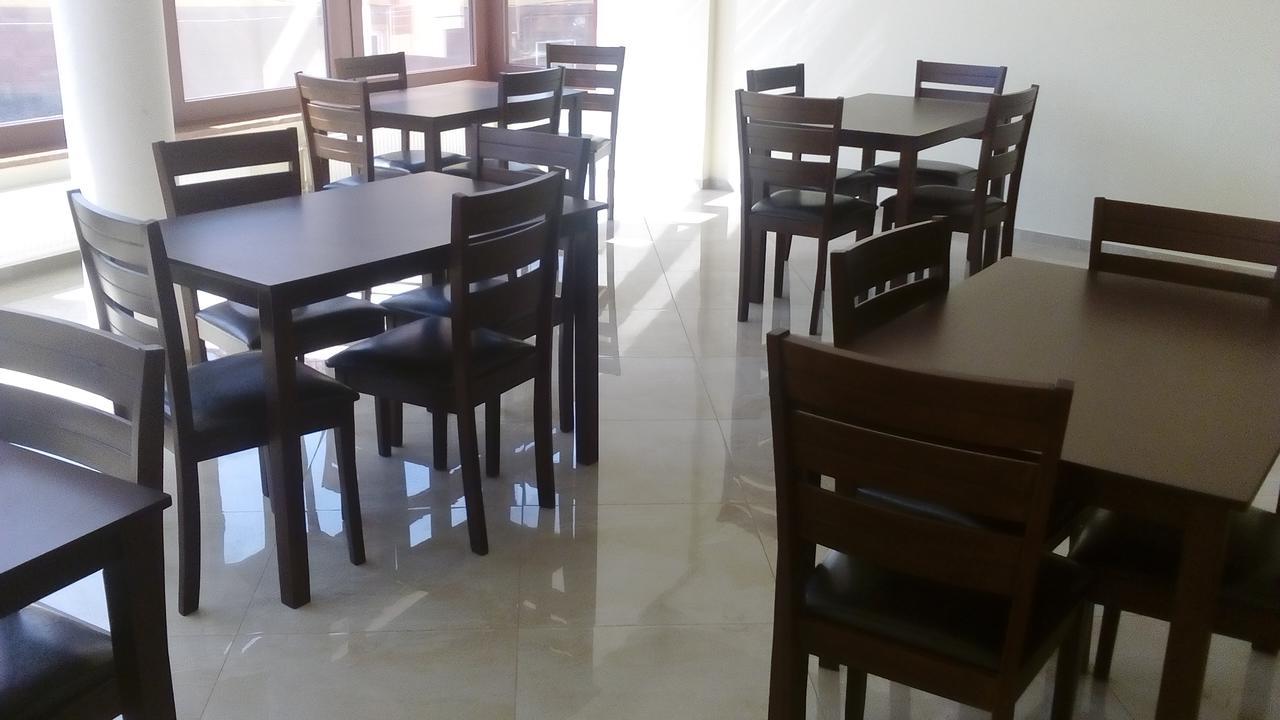 Hotel " Boutique " Oujhorod Extérieur photo